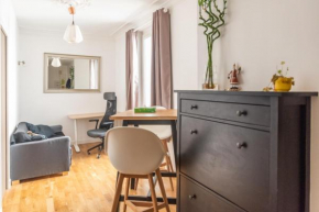 Small comfortable nest near Montparnasse